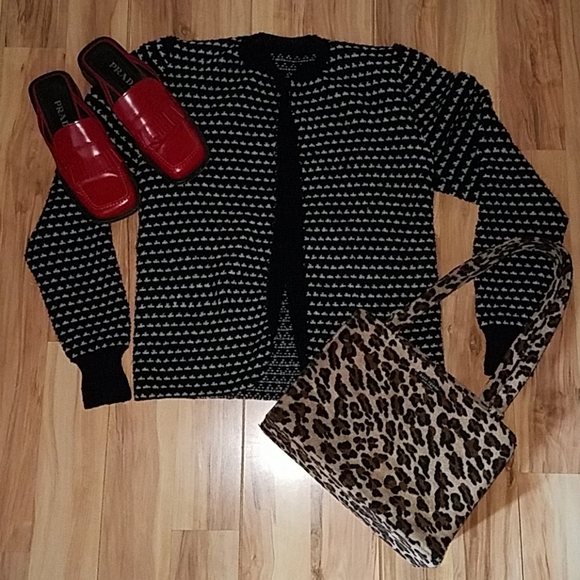 Vintage 70s Black and White Sweater - Picture 1 of 8